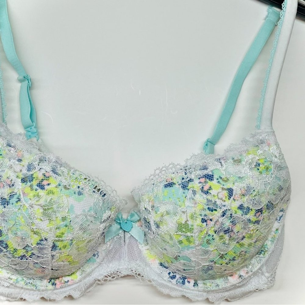 Victoria's Secret Body By Victoria Multiway Demi Bra Lace Floral Turquoise 32C